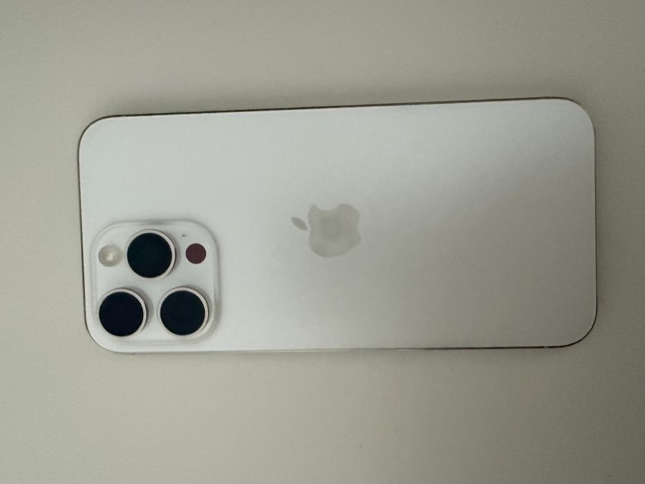 Iphoen 15 pro max