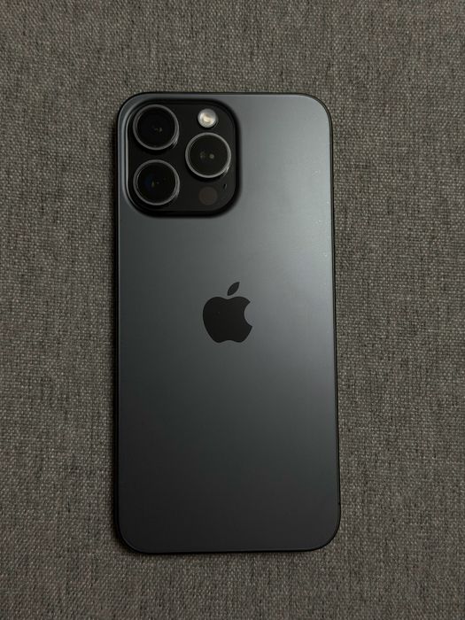 Продам Iphone 15 Pro Max