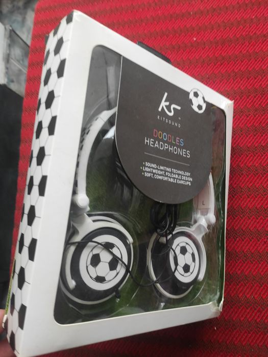 Căști audio stereo