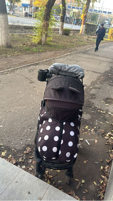 продам коляски 2 штуки