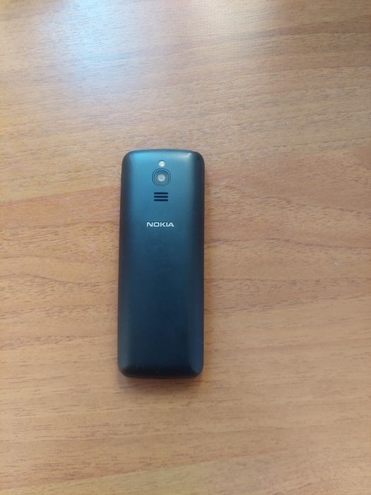 Нокия 8110i в отличном состоянии.