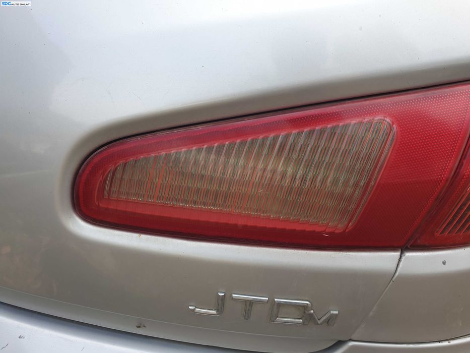 Tripla Lampa Stop Dreapta de pe Hayon Haion Portbagaj Alfa Romeo 147 Hatchback 2004 - 2010 [Q1366]