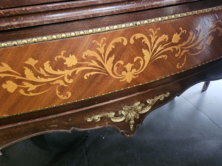 Бароков тв.шкаф  комод