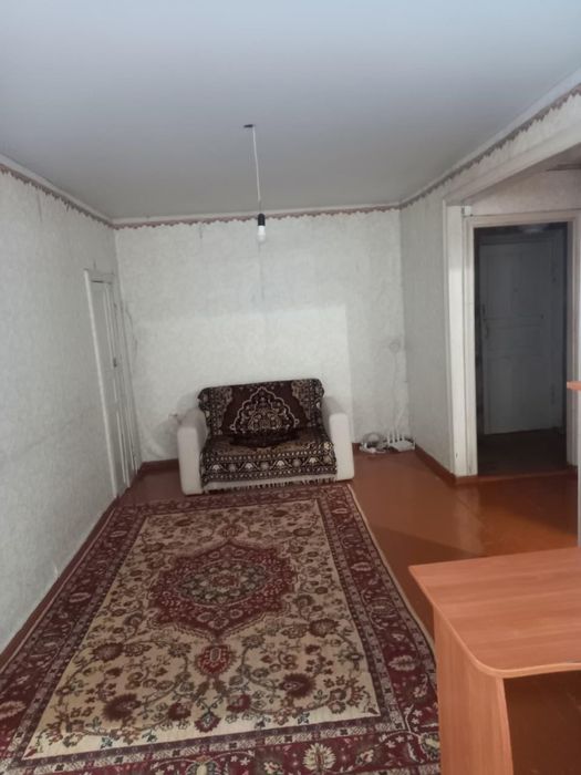 Продам 2 ком кв 41 м2 в районе революции