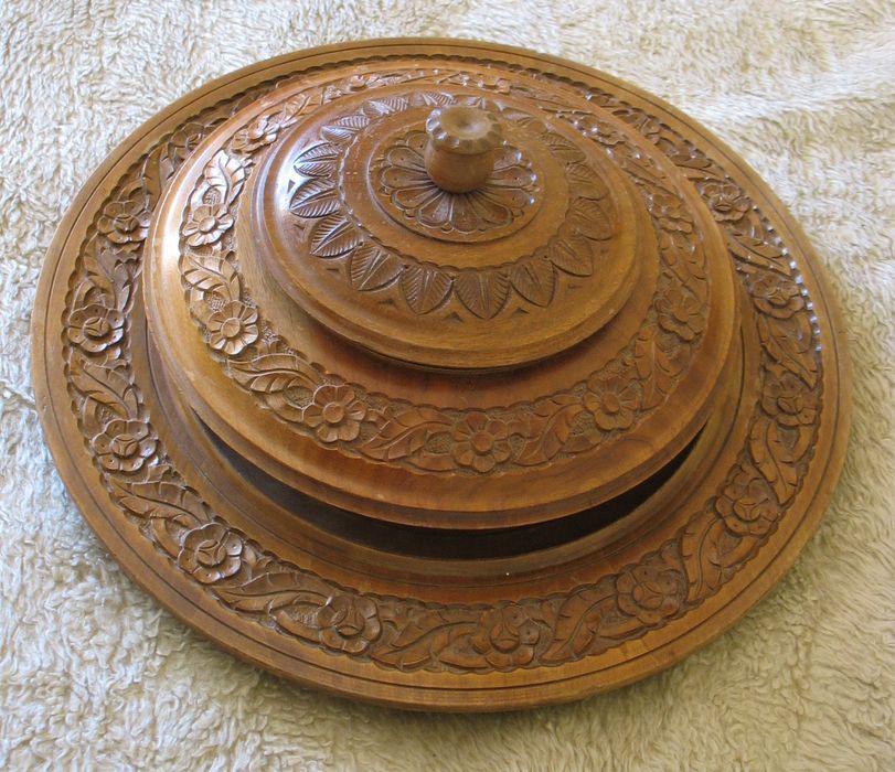 Нов ръчно резбован комплект за тържествени ритуали