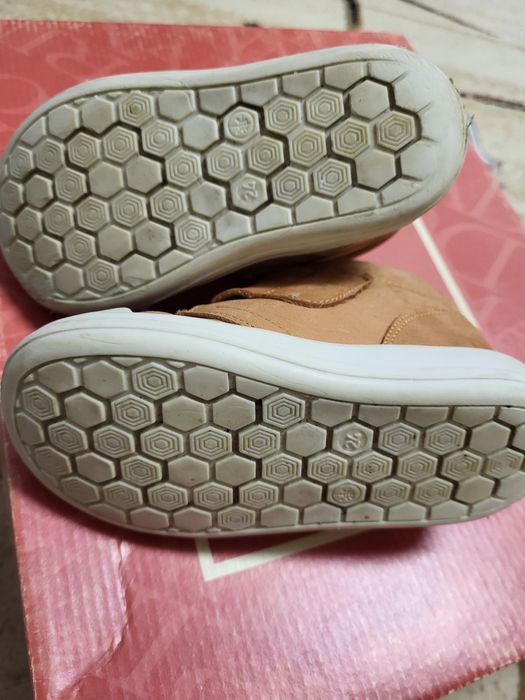 Ghetute de toamna/ primavara marimea 24