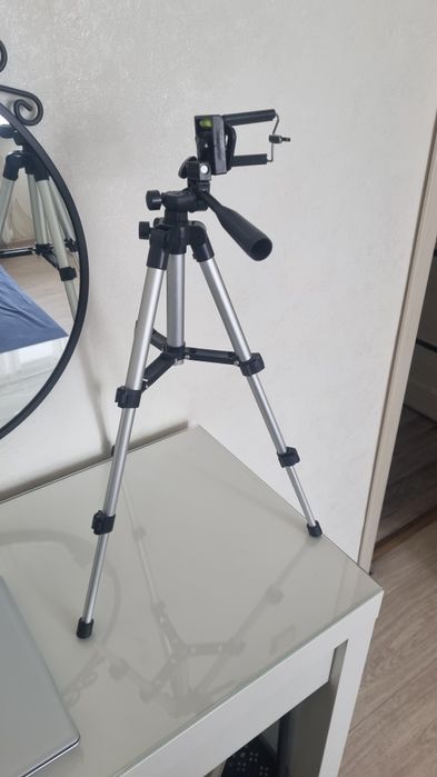 Маленький штатив для телефона