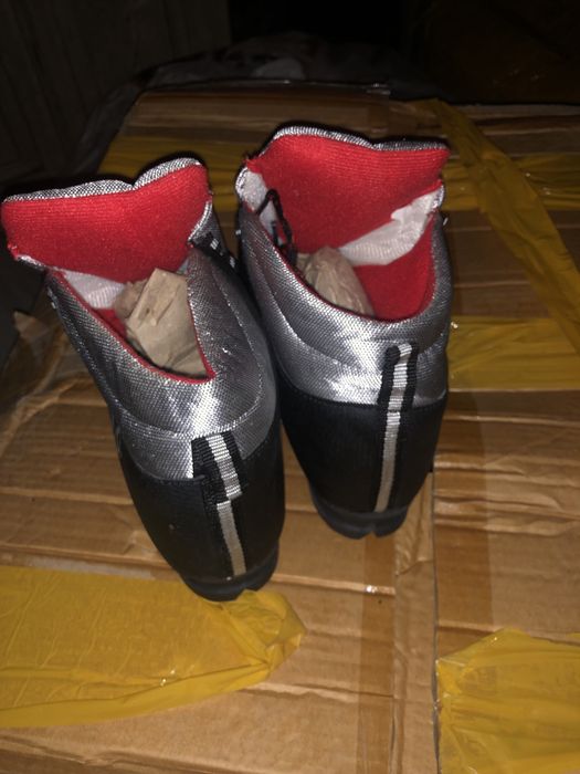 Ботинки для беговых лыж