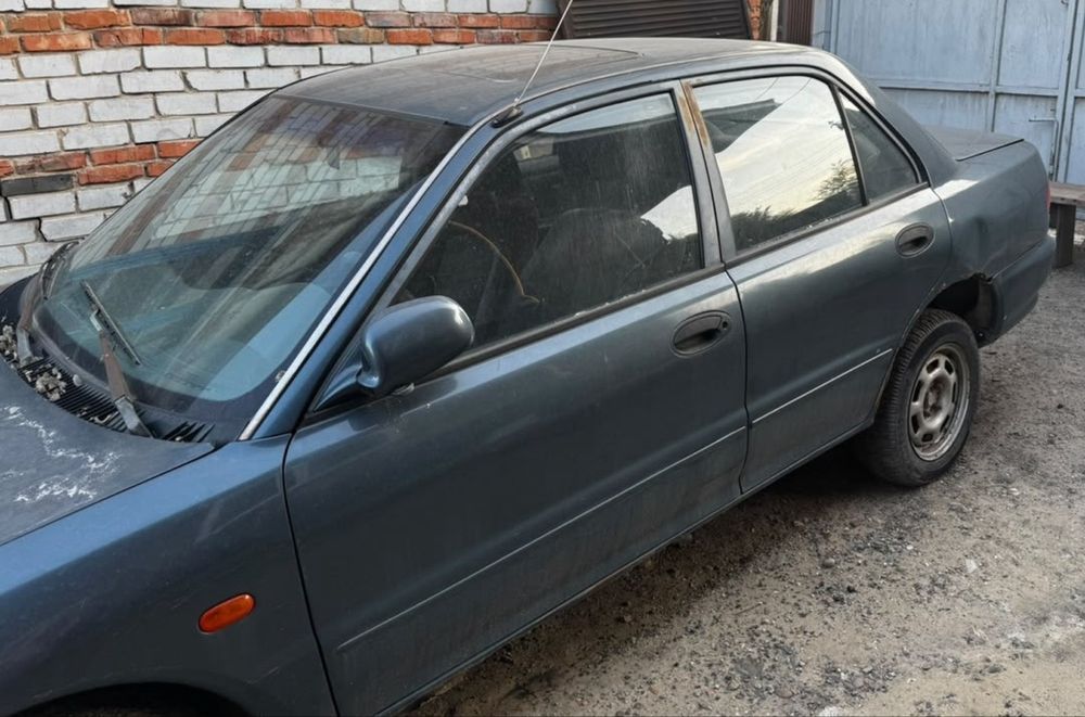 Продам mitsubishi lancer