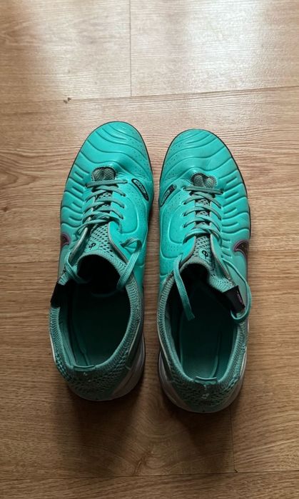 Продам сороконожки для футбола