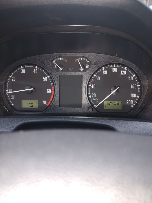 Vând Skoda Fabia 2003.