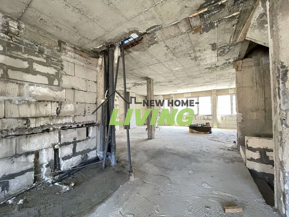 Продава се Къща в Чепеларе - 900 кв.м за 500 €/кв.м - Снимка #8