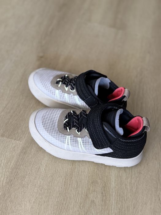 Vand adidasi zara marime 28