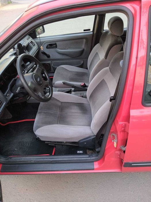 Продам автомобиль Ford Sierra