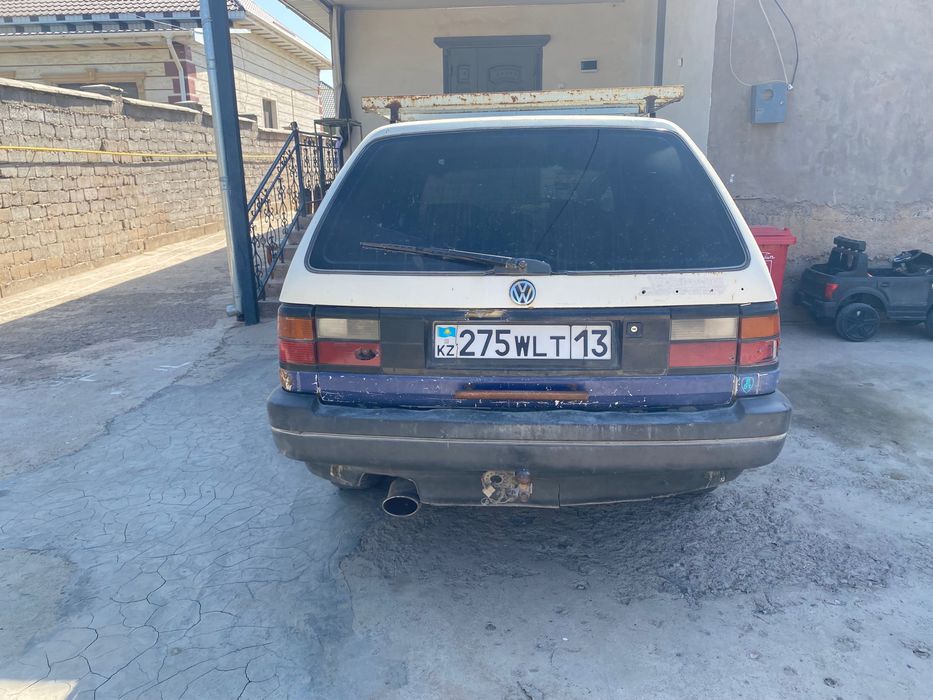 Пассат Б-3    1991 жылғы.    1,8 моно
