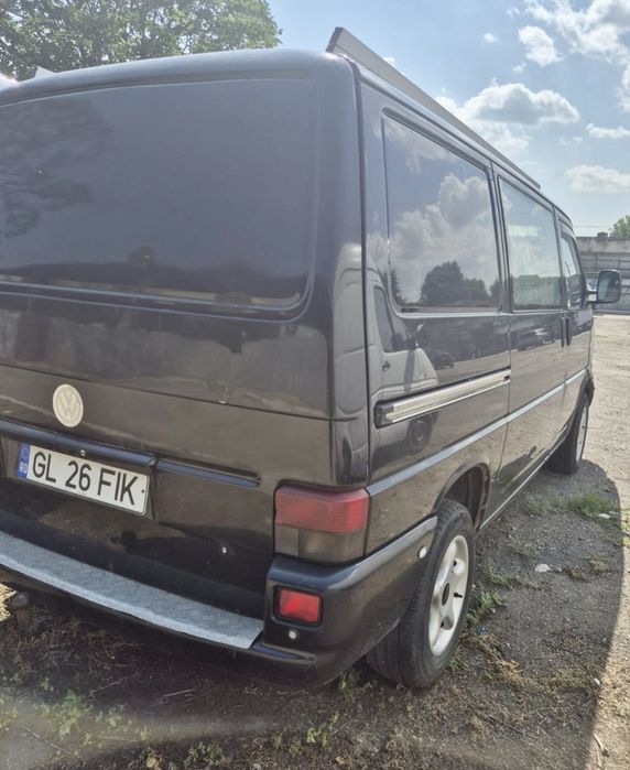 Vw T4 cu 5 locuri si marfa, proprietar