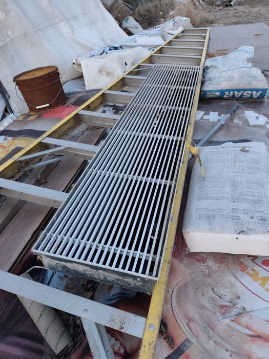 Конвектор батарея в пол