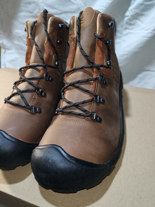 Удобни и практични мъжки боти от естествена кожа KEEN №46