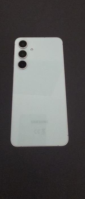 Vand Samsung Galaxy S24 FE