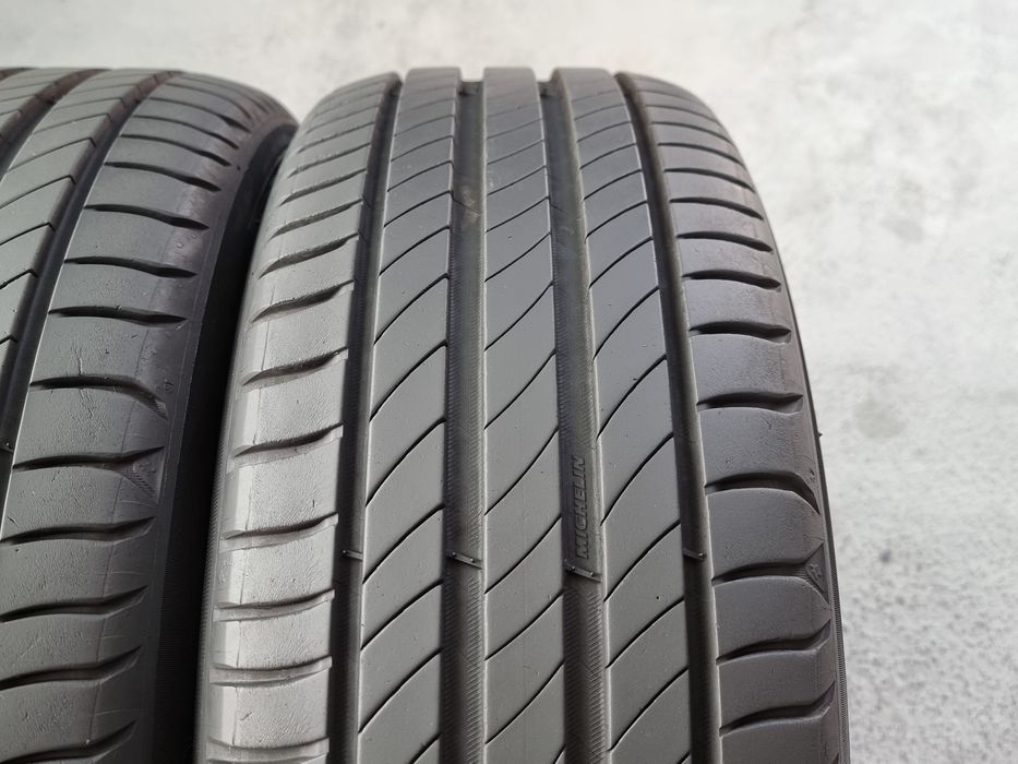 205/55/16 Michelin 4Броя: 170€ 7мм