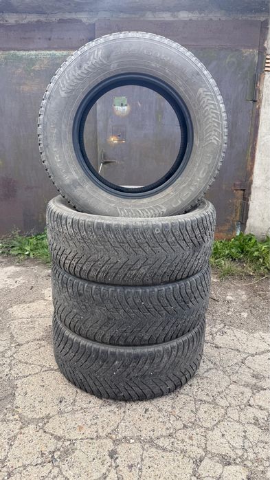 Комплект шин Nokian 285/60 r18