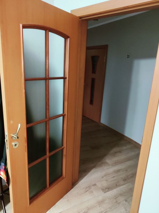 Продам межкомнатные двери