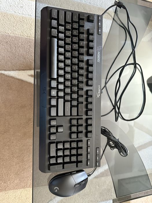 Mouse logitech +tastatura hyperx