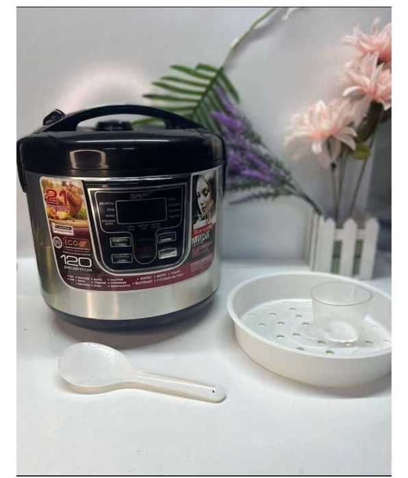 Мультиварка продаю