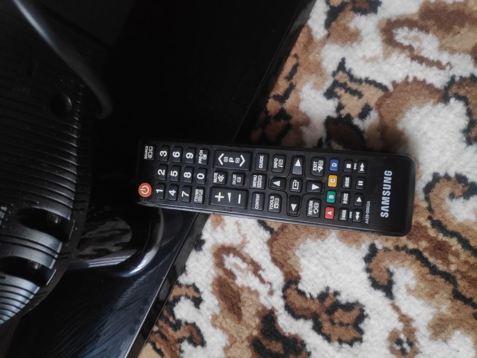 Led телевизор Samsung 32