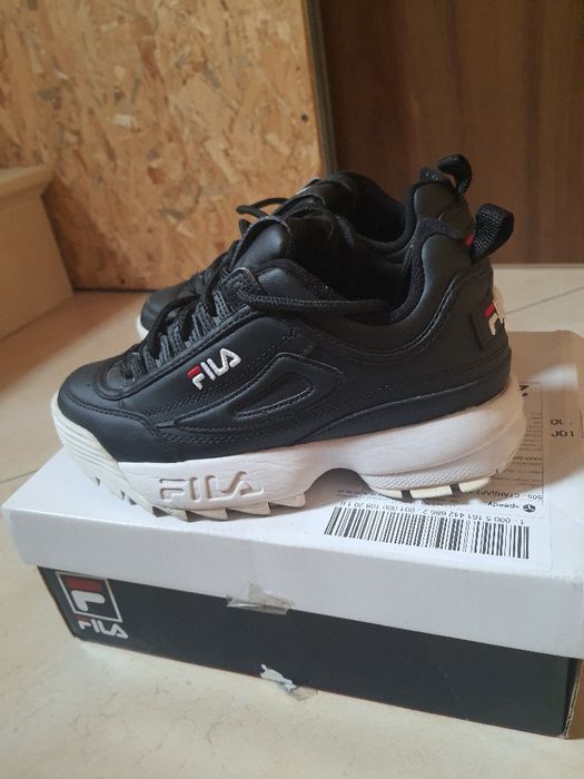 Опигинални сникърси на Fila