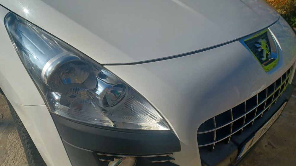 Peugeot 3008, 2012 година