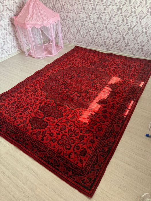 Продам ковры в хорошем состоянии