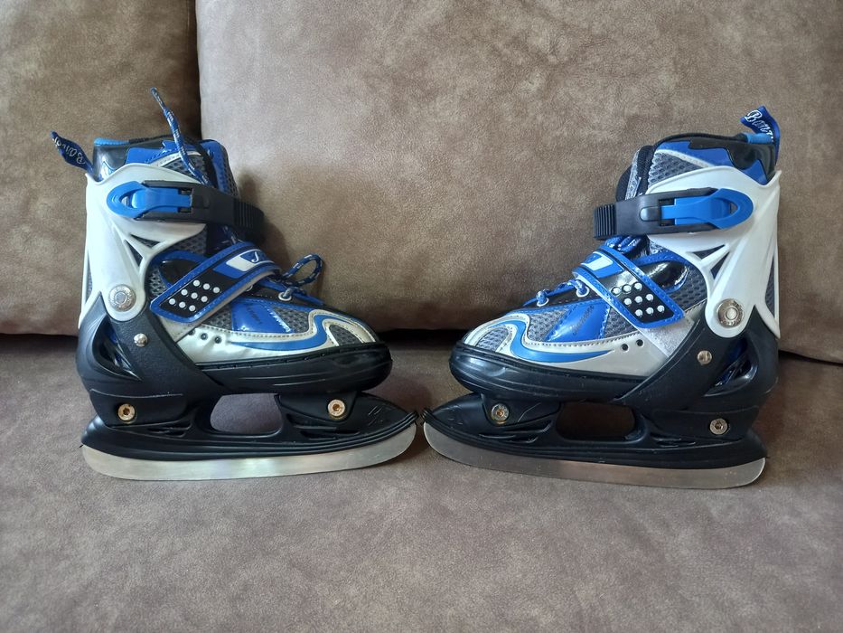 Продам коньки размер 31-34