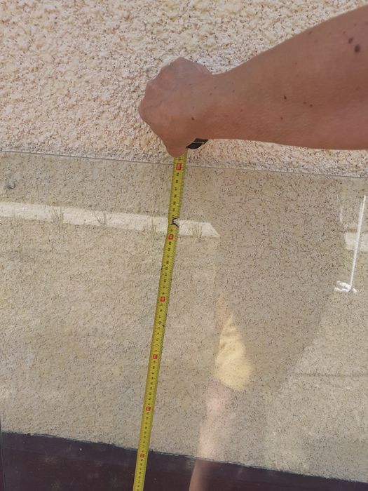 Vînd blat de sticla pentru masă