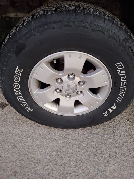 Mitsubishi Montero 2003