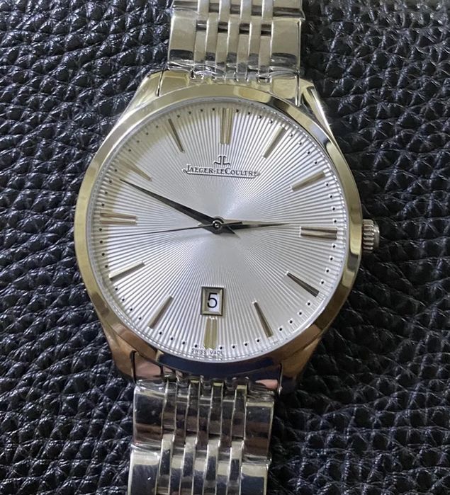 Часы Louis Vutton