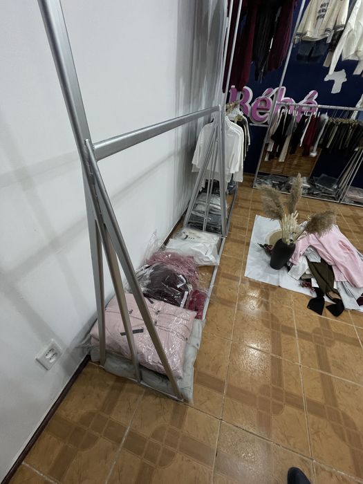 Вешалка для одежды