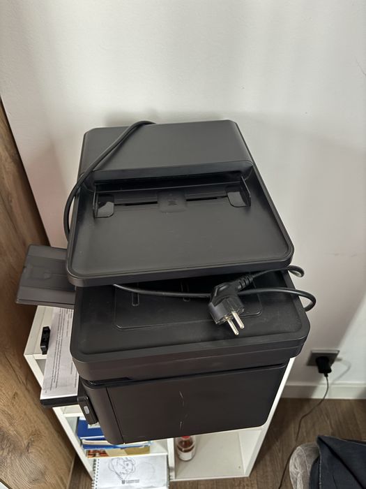 Принтер Laserjet pro