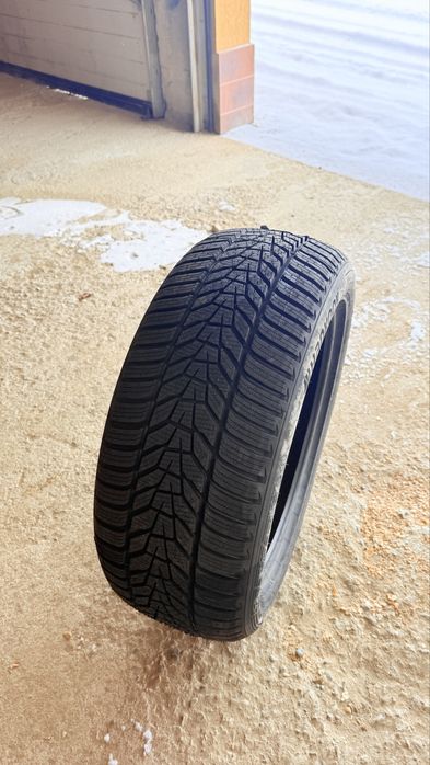 De vânzare 4 anvelope Hankook Winter icept evo3 225/50r18 .