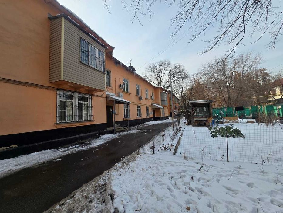 Продам 2ком.Квартиру Суюнбая 264\3