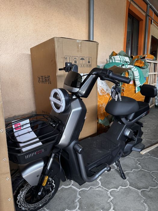 Электроскутер новый