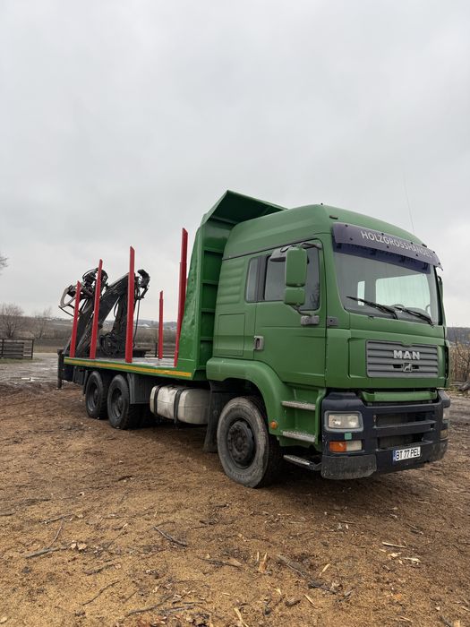 Camion MAN cu macara PENZ