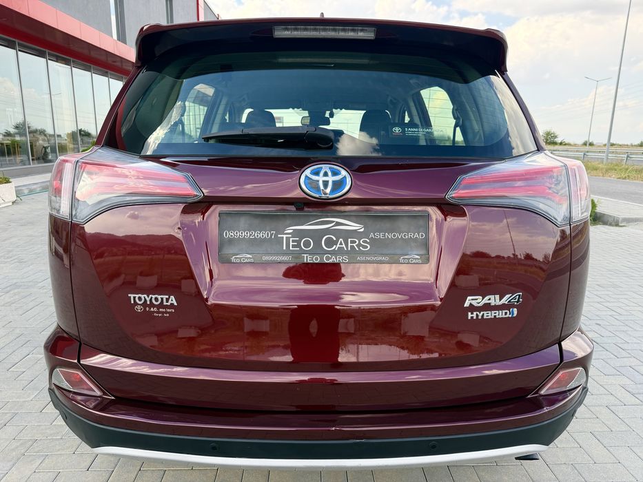 Toyota RAV 4 2.5 HYBRID 197к.с 2017г. FULL SERVICE