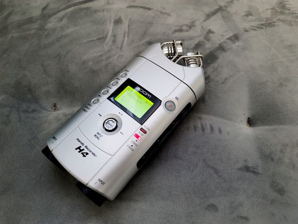 Betsy Trotwood Diplomatic issues Aunt Zoom Recorder - Electronice si electrocasnice - OLX.ro