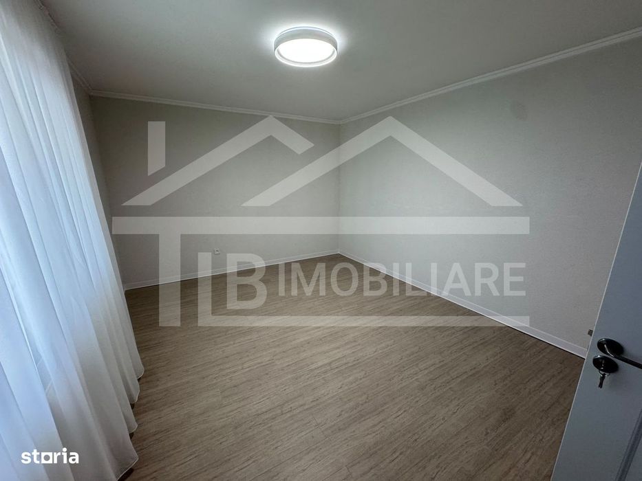Casa cu 4 camere, 180 mp, Zona Semicentrala