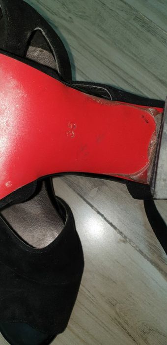 Босоножки и тапочка 50сум