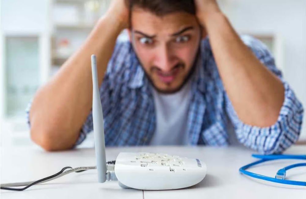 Servicii profesionale rețele TV, Internet și fibră optică