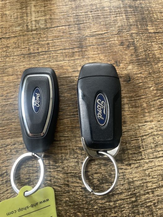 Cheie Ford Fiesta tip briceag/ keyless entry