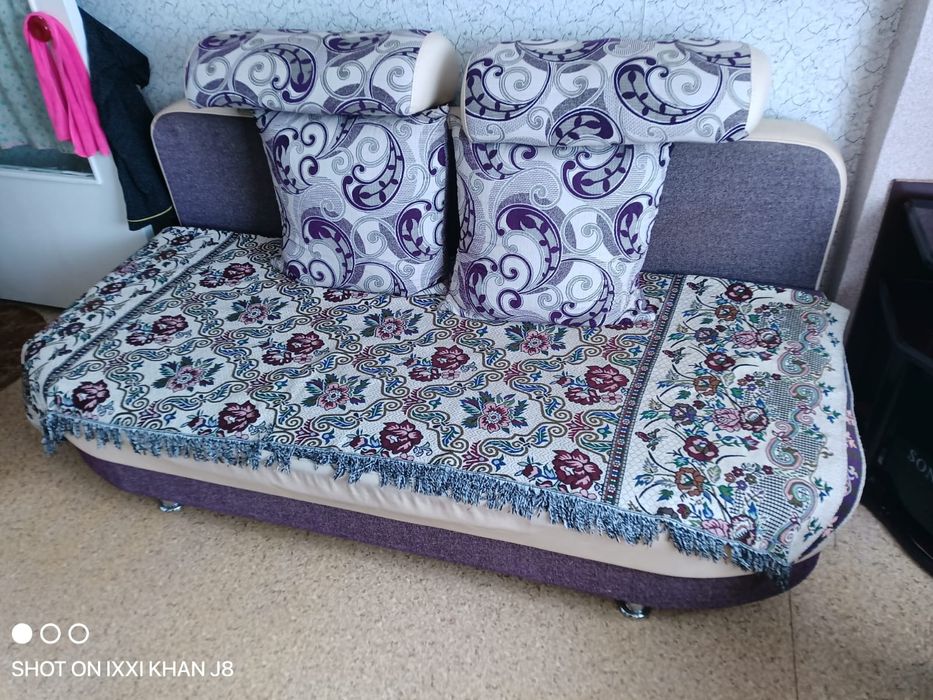 Продам диван срочно