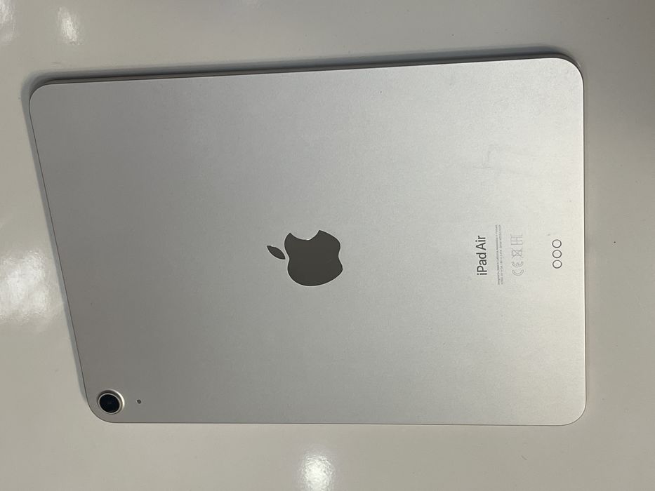 iPad Air 11 / M2 / NOUA / 100% Battery